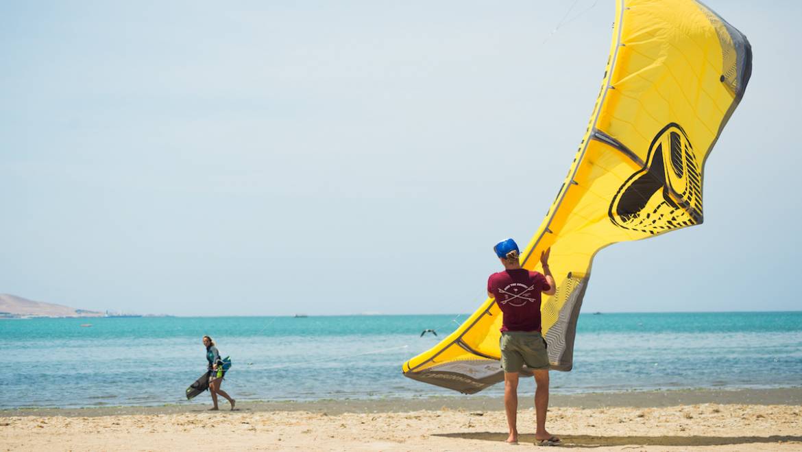 EN CUANTO TIEMPO SE APRENDE A HACER KITESURF?